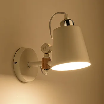 Kaasaegne minimalistlik põhjamaade stiilis täispuidust LED seina lamp art öö puidust sisekujundus, trepikoda pöörleva vahekäiguga tuled